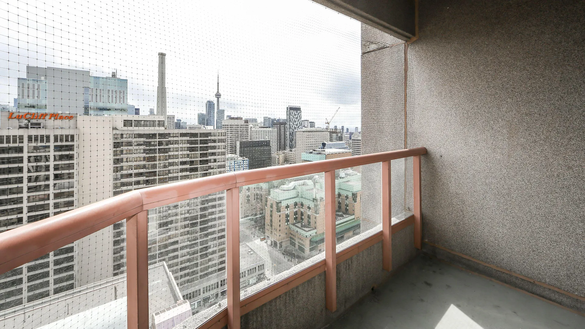 Canada Suites On Bay, Established 1998 Toronto